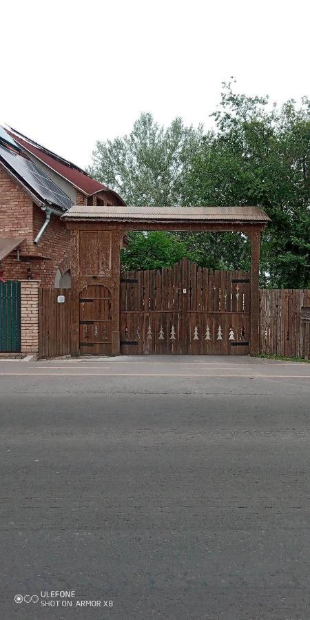 Kontra Szallashely Sándorfalva Exterior foto
